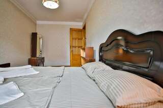 Мини-отель Guest House Wineland Кутаиси Семейный двухместный номер с 1 кроватью-8